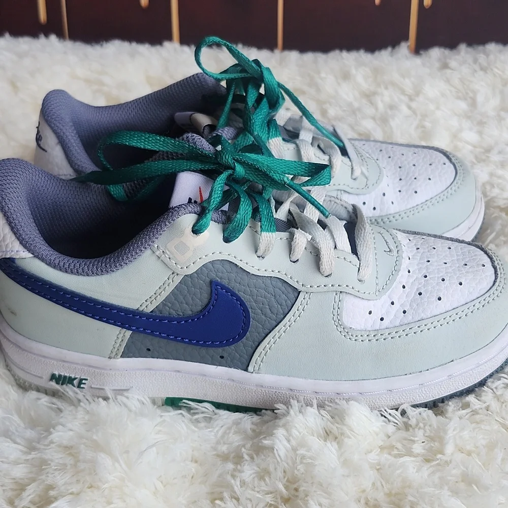 Nike Kids' Casual White & Mint Green Sneakers - Picture 4 of 6